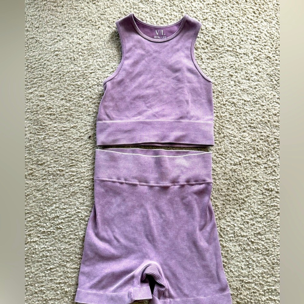 Vital Women's Purple Gym Set
